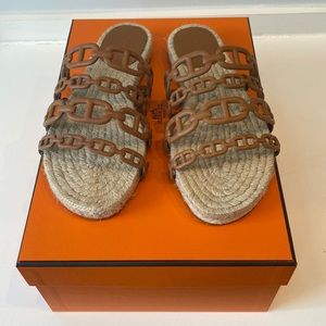 NWT hermes ancone espadrilles in color “naturel”